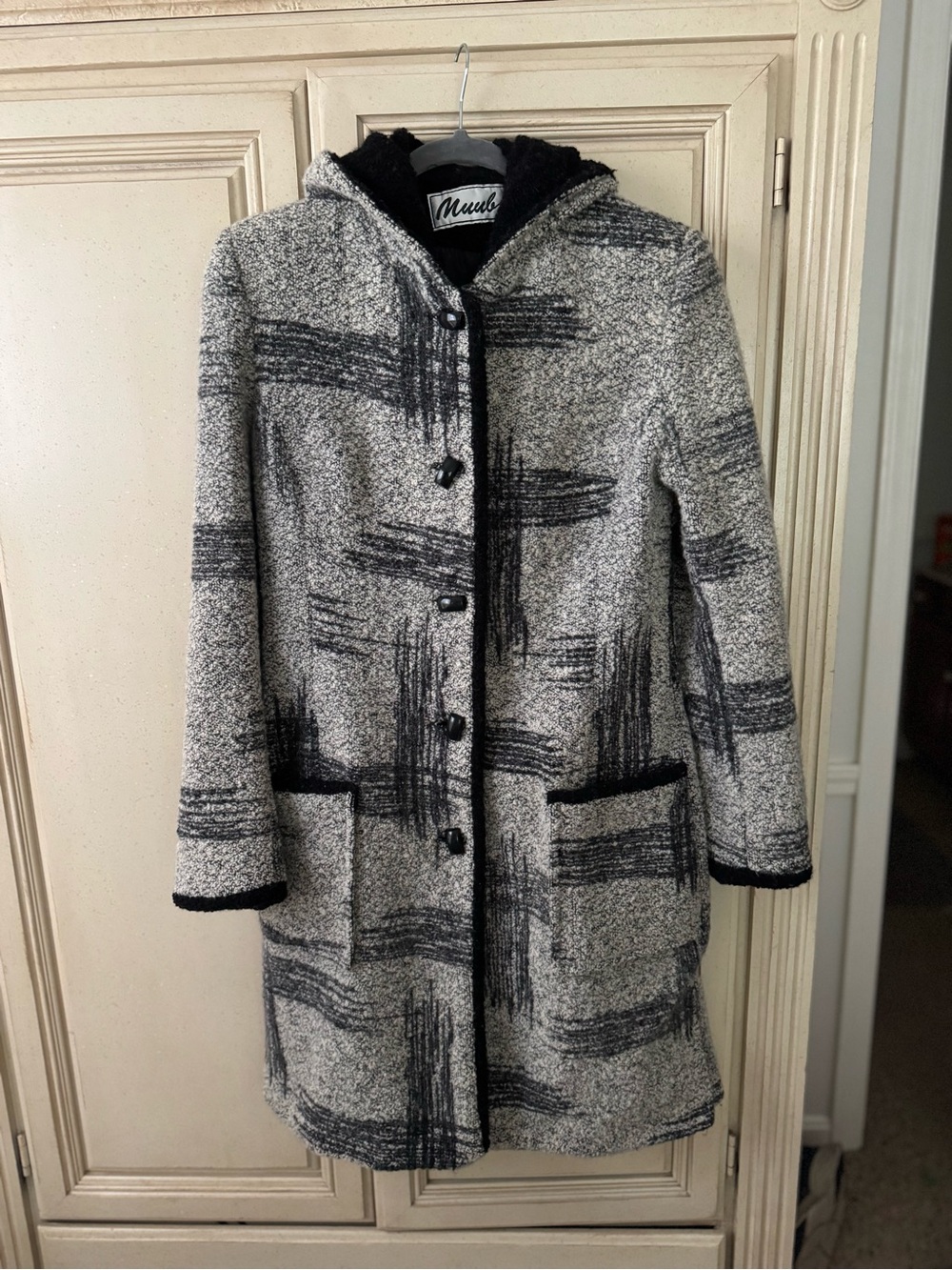 Muubaa Black and White Patterned Hooded Coat